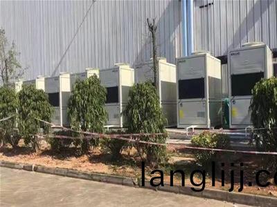 愛信精機現(xian)場(chang)