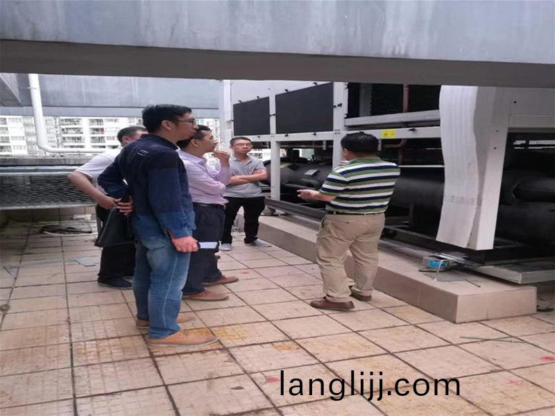 廣州(zhou)阬(keng)口商(shang)業體（tǐ）(ti)