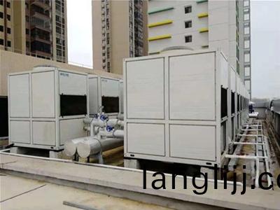 徐(xu)聞商(shang)業體（tǐ）現場安裝圖